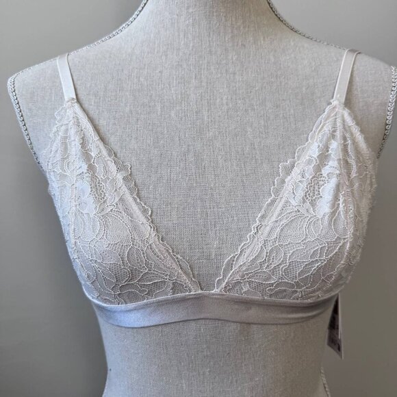 NWT! H&M Lacey Cream Color Bra - Size medium - Picture 1 of 6